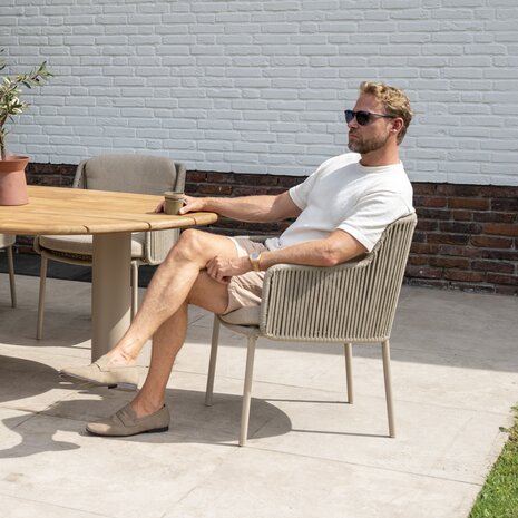 4 Seasons Outdoor Bernini dining tuinstoel latte 4 Seasons Outdoor