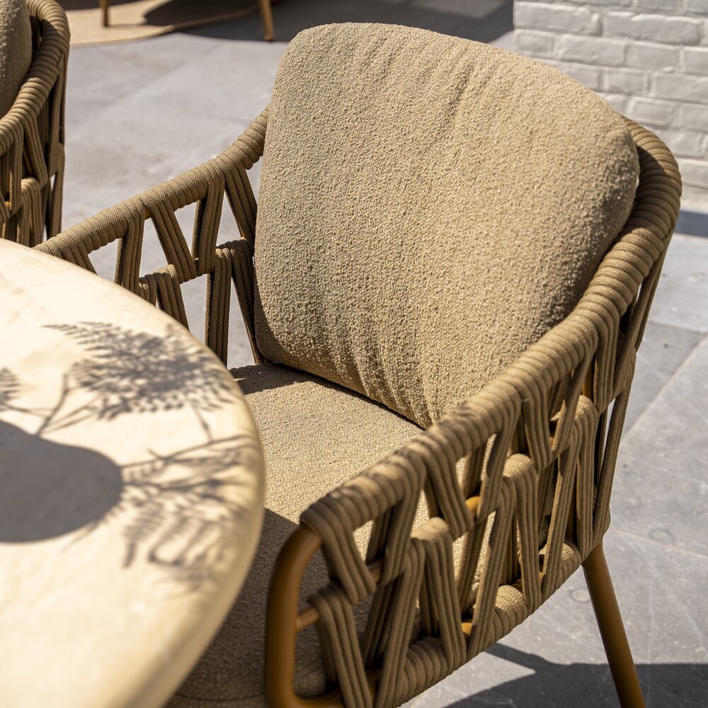 4 Seasons Outdoor Estate Biarritz dining tuinset 240x105xH75 cm mango 7 delig keramiek amber 4 Seasons Outdoor