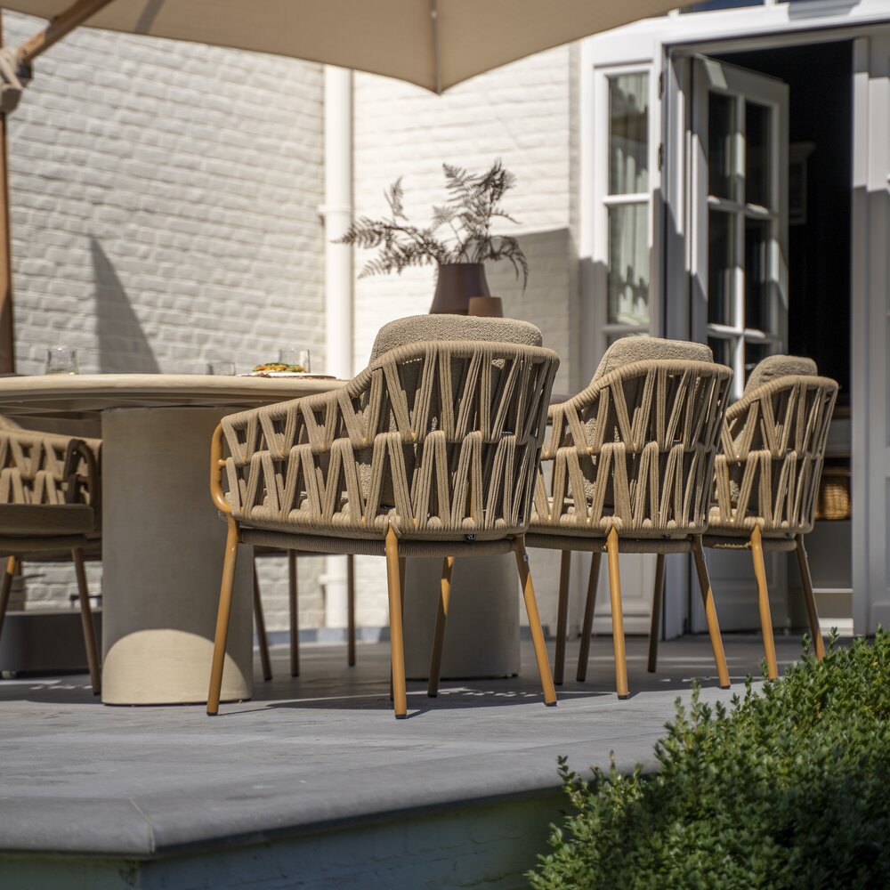 4 Seasons Outdoor Estate Biarritz dining tuinset 240x105xH75 cm mango 7 delig keramiek amber 4 Seasons Outdoor