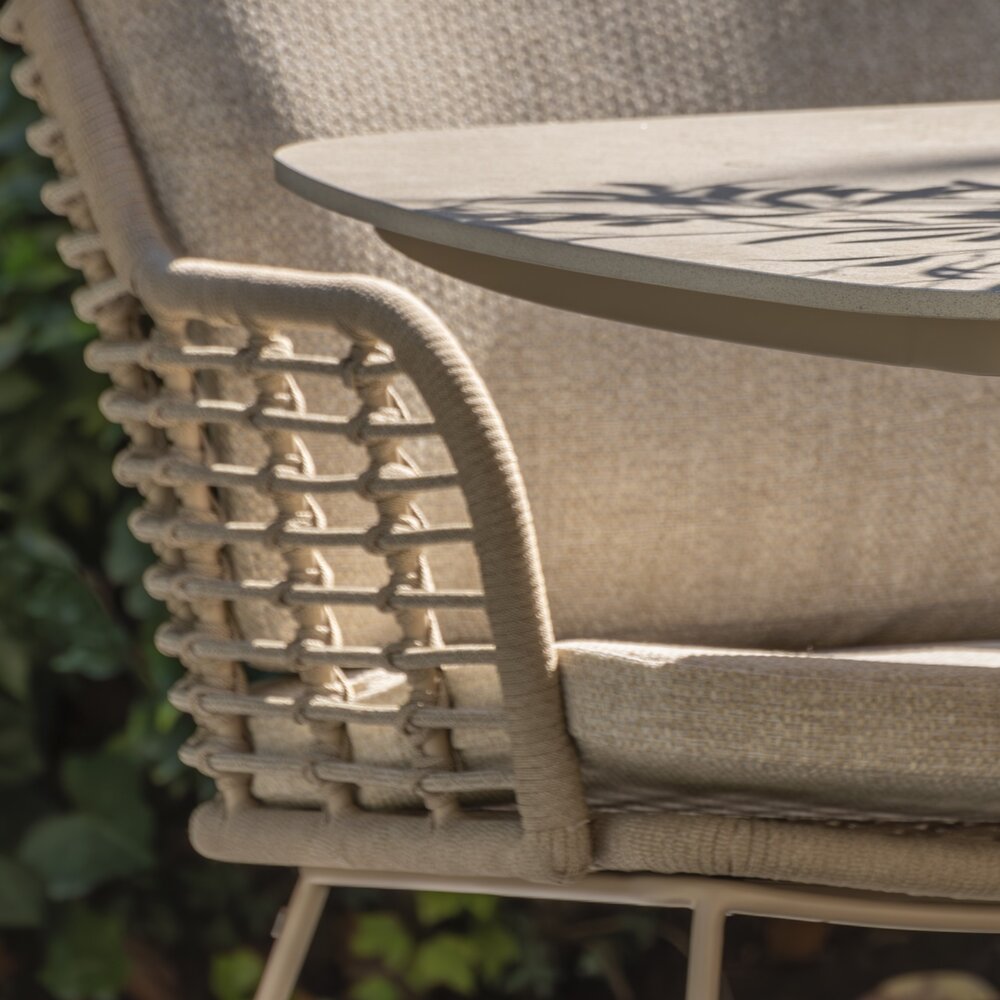 4 Seasons Outdoor Hampton Fabrice dining tuinset 160xH75 cm 7 delig rond mortex latte 4 Seasons Outdoor