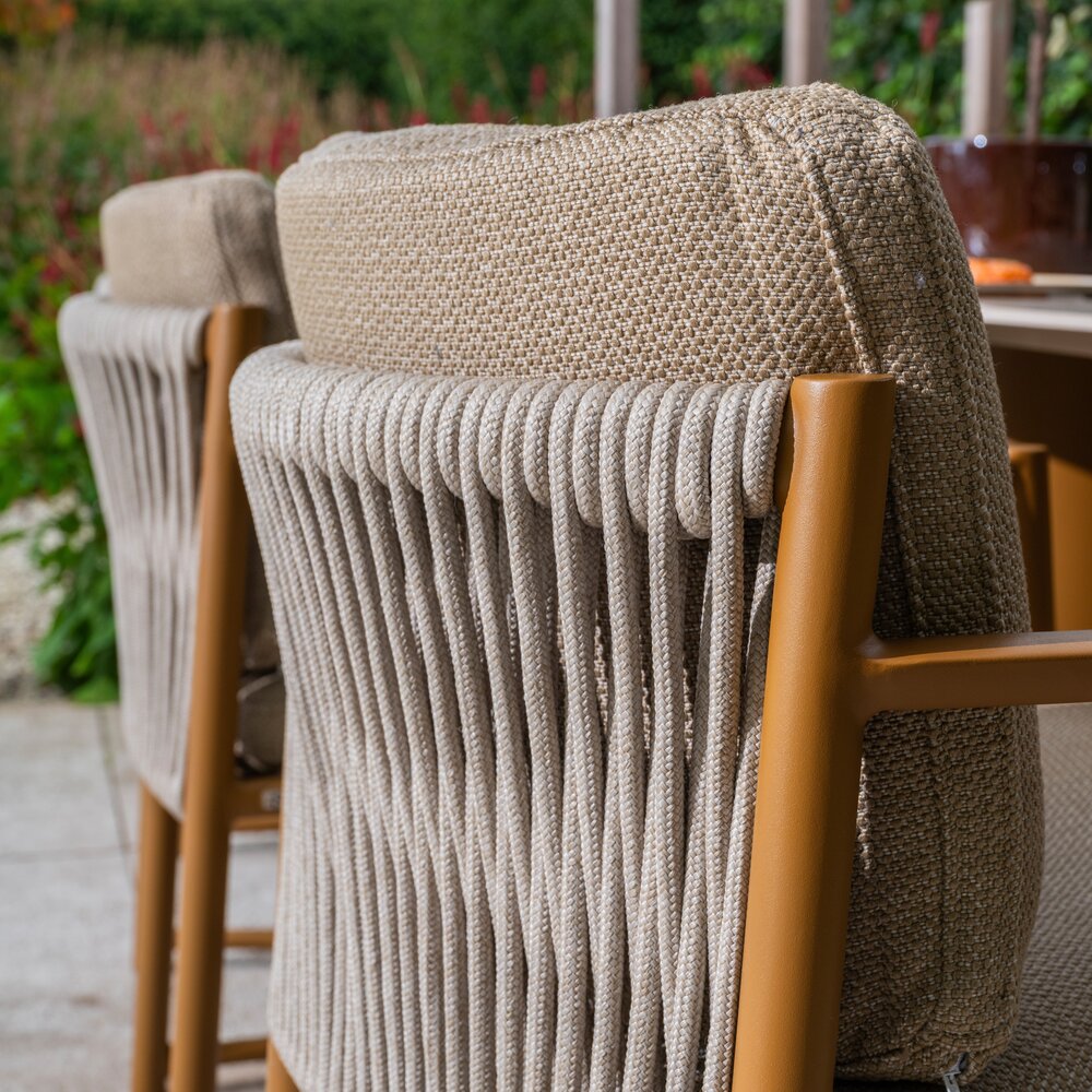 4 Seasons Outdoor Colorado Marina dining tuinset 160xH75 cm rond 7 delig keramiek amber 4 Seasons Outdoor