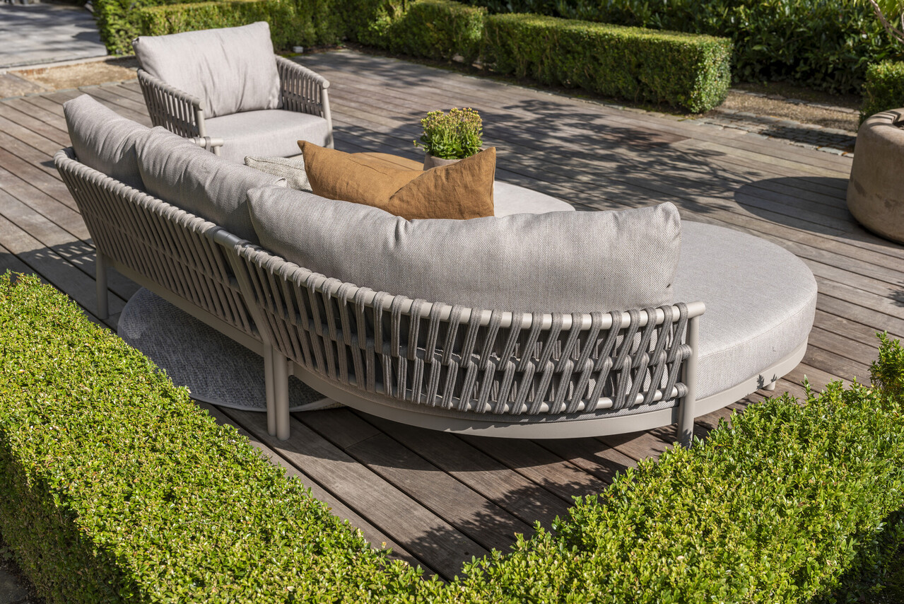 4 Seasons Outdoor Showroommodel Catalana chaise longue loungeset 2 delig cloud Taste 4SO 4 Seasons Outdoor Showroommodel Catalana chaise longue loungeset 2 delig cloud Taste 4SO