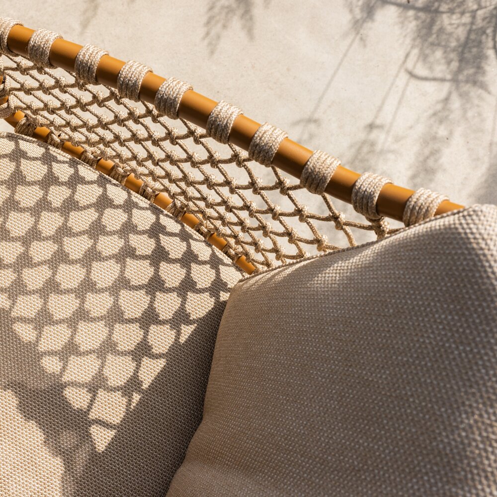 4 Seasons Outdoor Colorado Martinique dining tuinset 160xH75 cm rond 7 delig keramiek amber 4 Seasons Outdoor