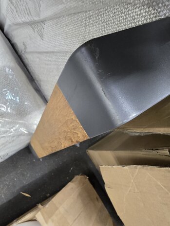 AVH-Collectie Showroommodel Lola 3-zitsbank aluminium antraciet soft grey kussens AVH-Collectie Showroommodel Lola 3-zitsbank aluminium antraciet soft grey kussens