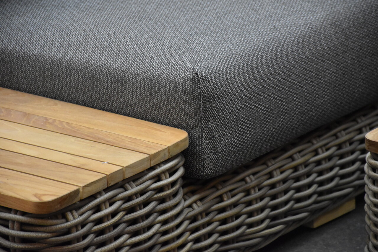 AVH-Collectie Showroommodel Sao Paulo hoek platform loungeset 4 delig  grijze kussens