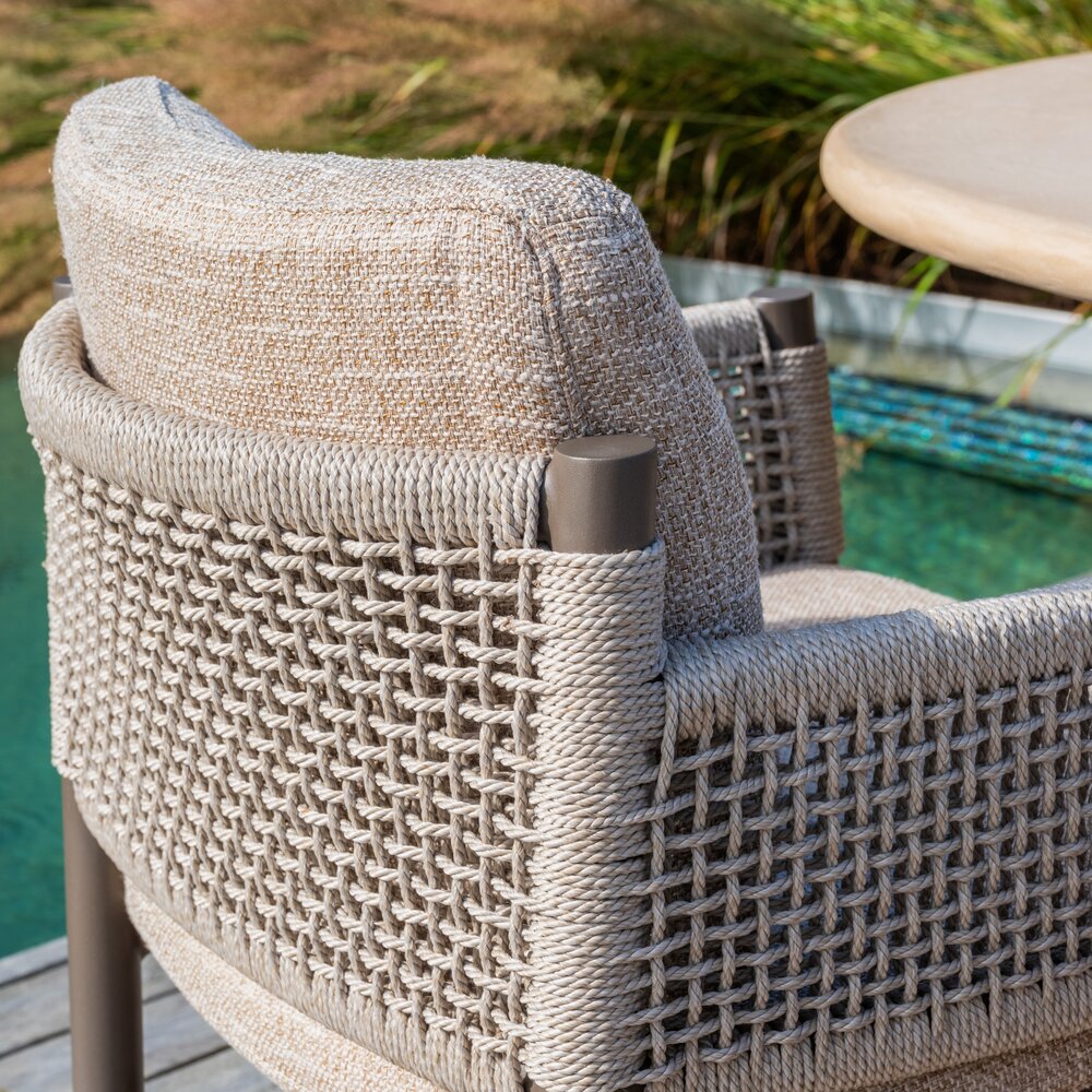 4 Seasons Outdoor Hampton Savanne dining tuinset 160xH75 cm rond 7 delig mortex terre 4 Seasons Outdoor