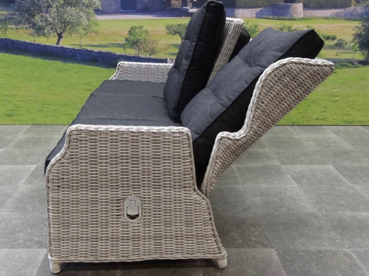 AVH-Collectie Showroommodel Ibiza XL stoel-bank loungeset 6 delig verstelbaar wit grijs