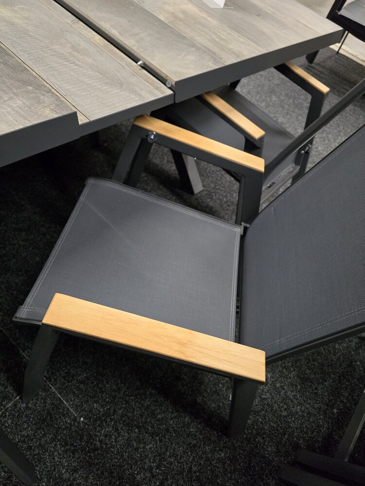 AVH-Collectie Showroommodel Nancy dining tuinstoel aluminium teak antraciet ( set van 6) AVH-Collectie Showroommodel Nancy dining tuinstoel aluminium teak antraciet ( set van 6)