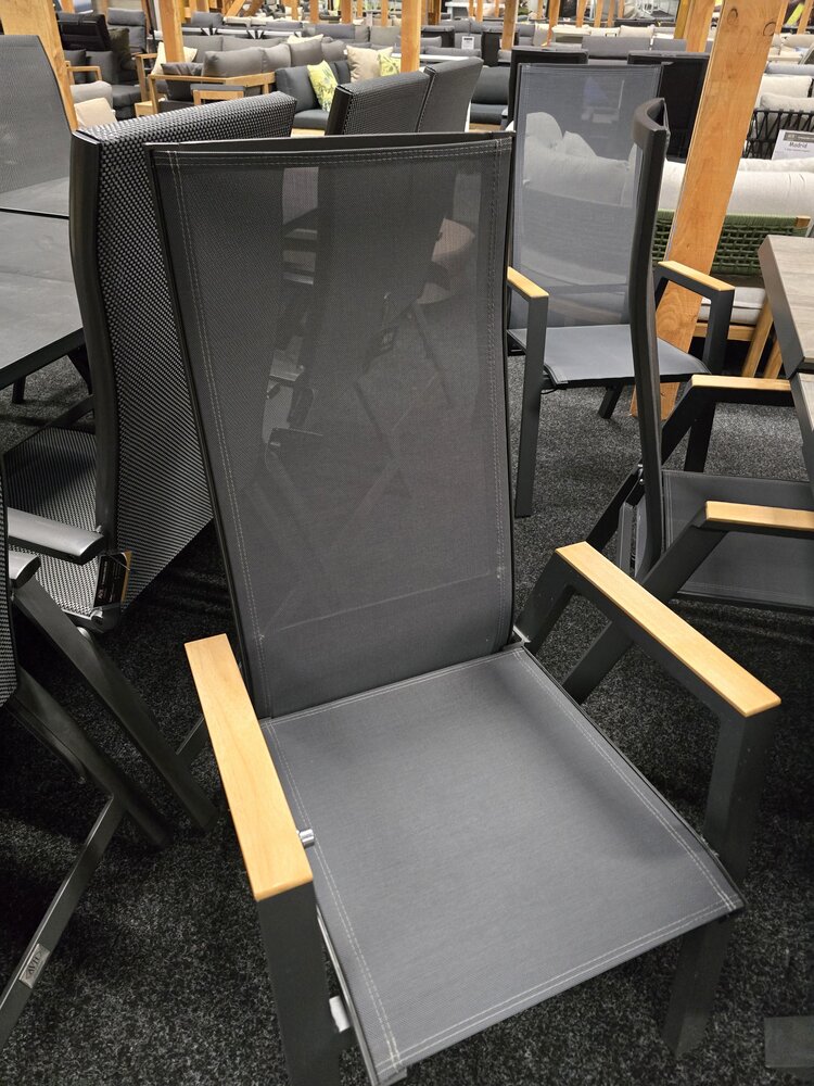 AVH-Collectie Showroommodel Nancy dining tuinstoel aluminium teak antraciet ( set van 6) AVH-Collectie Showroommodel Nancy dining tuinstoel aluminium teak antraciet ( set van 6)