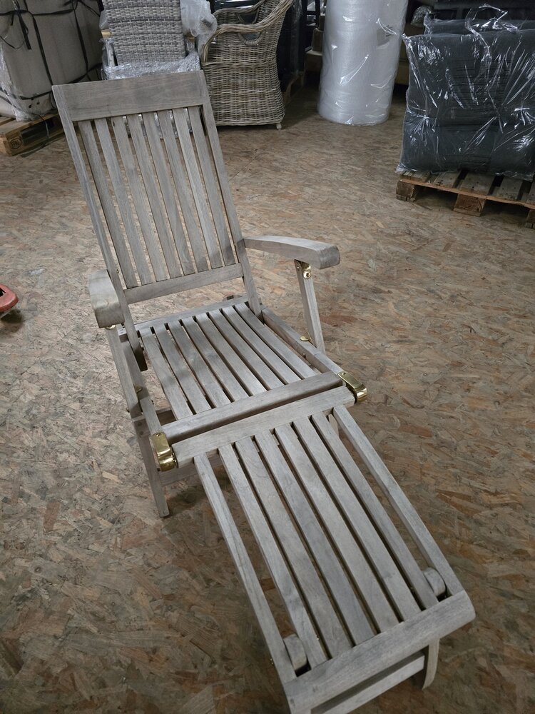 AVH-Collectie Showroommodel Volendammer deckchair teak