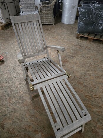 AVH-Collectie Showroommodel Volendammer deckchair teak