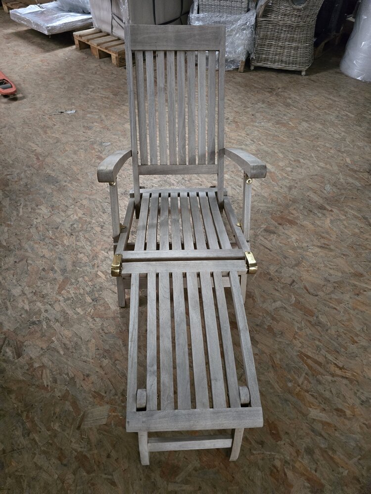 AVH-Collectie Showroommodel Volendammer deckchair teak