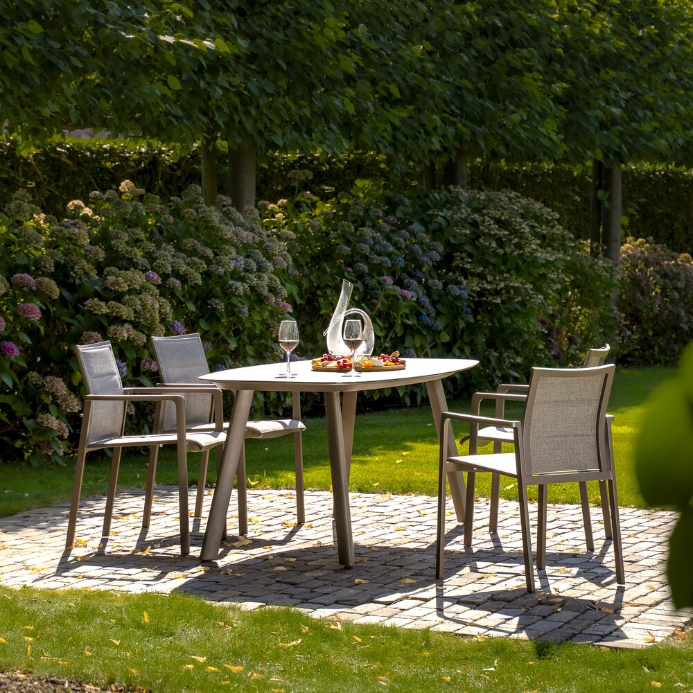 4 Seasons Outdoor Manolo Cortina dining tuinset 180x95xH75 cm 5 delig keramiek terre Taste 4SO