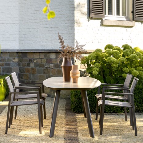 4 Seasons Outdoor Manolo Cortina dining tuinset 180x95xH75 cm 5 delig keramiek terre Taste 4SO