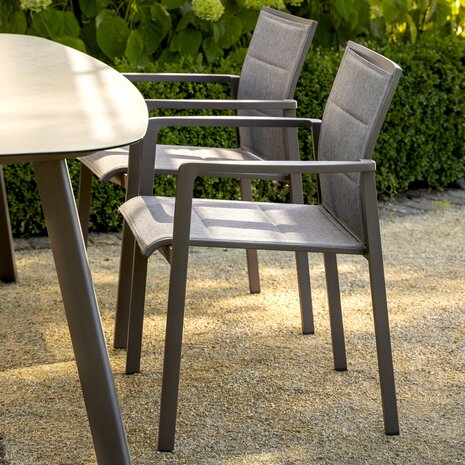 4 Seasons Outdoor Manolo Cortina dining tuinset 240x103xH75 cm 7 delig keramiek terre Taste 4SO