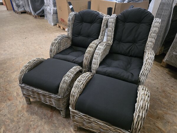 AVH-Collectie Showroommodel Naturel relax lounge balkonset 4-delig naturel rotan zwart AVH-Collectie Showroommodel Naturel relax lounge balkonset 4-delig naturel rotan zwart