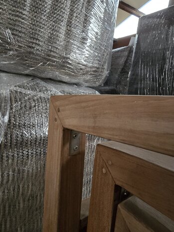 AVH-Collectie Showroommodel Montana dining tuinstoel teak met brede latten ( set van 7 stuks)