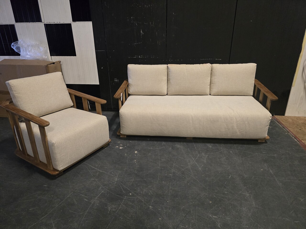 AVH-Collectie Showroommodel Milano stoel bank loungeset 2 delig teakhout AVH-Collectie Showroommodel Milano stoel bank loungeset 2 delig teakhout