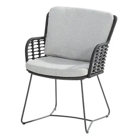 4 Seasons Outdoor Fabrice dining tuinstoel antraciet 4-Seasons Outdoor set van 4 4 Seasons Outdoor Fabrice dining tuinstoel antraciet 4-Seasons Outdoor set van 4