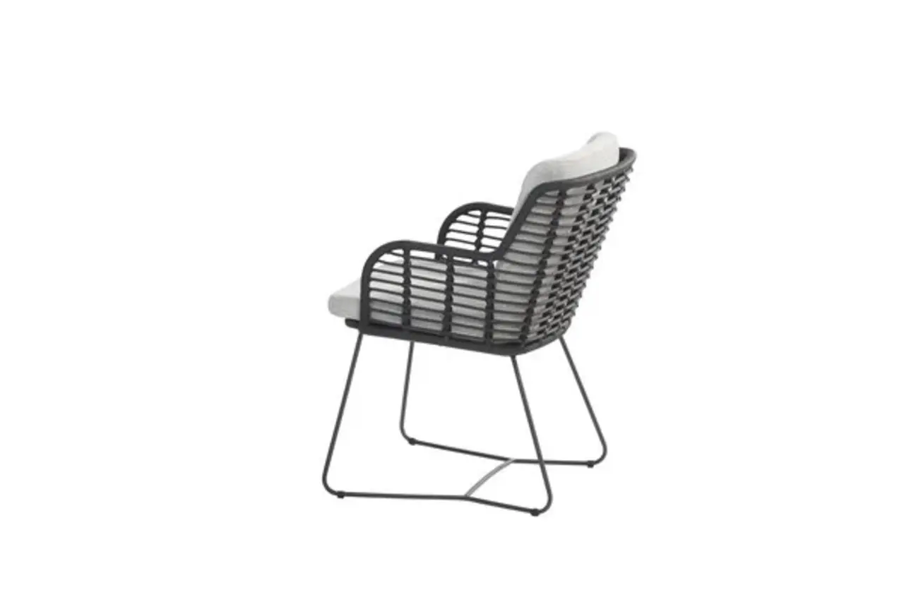 4 Seasons Outdoor Fabrice dining tuinstoel antraciet 4-Seasons Outdoor set van 4 4 Seasons Outdoor Fabrice dining tuinstoel antraciet 4-Seasons Outdoor set van 4
