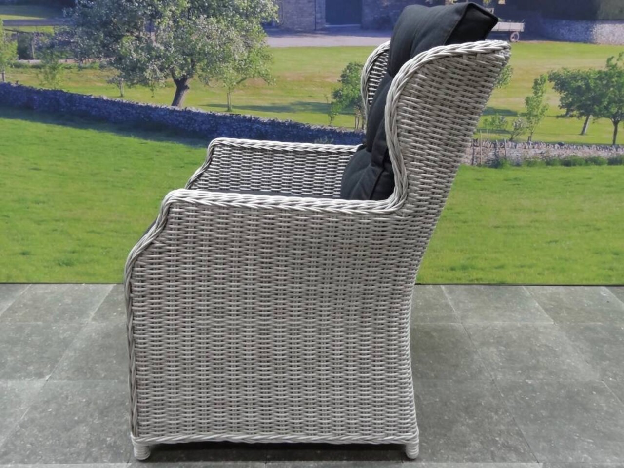 AVH-Collectie Showroommodel Ibiza XL stoel-bank loungeset 4-delig verstelbaar wit-grijs AVH-Collectie Showroommodel Ibiza XL stoel-bank loungeset 4-delig verstelbaar wit-grijs