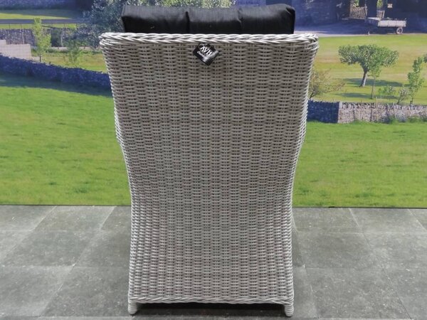 AVH-Collectie Showroommodel Ibiza XL stoel-bank loungeset 4-delig verstelbaar wit-grijs AVH-Collectie Showroommodel Ibiza XL stoel-bank loungeset 4-delig verstelbaar wit-grijs