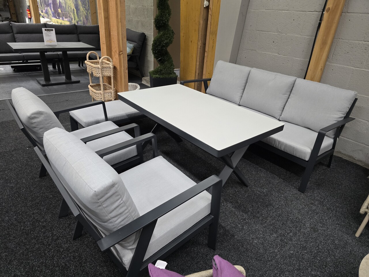 AVH-Collectie Showroommodel Jamaica stoel bank dining loungeset 5 delig aluminium antraciet AVH-Collectie Showroommodel Jamaica stoel bank dining loungeset 5 delig aluminium antraciet
