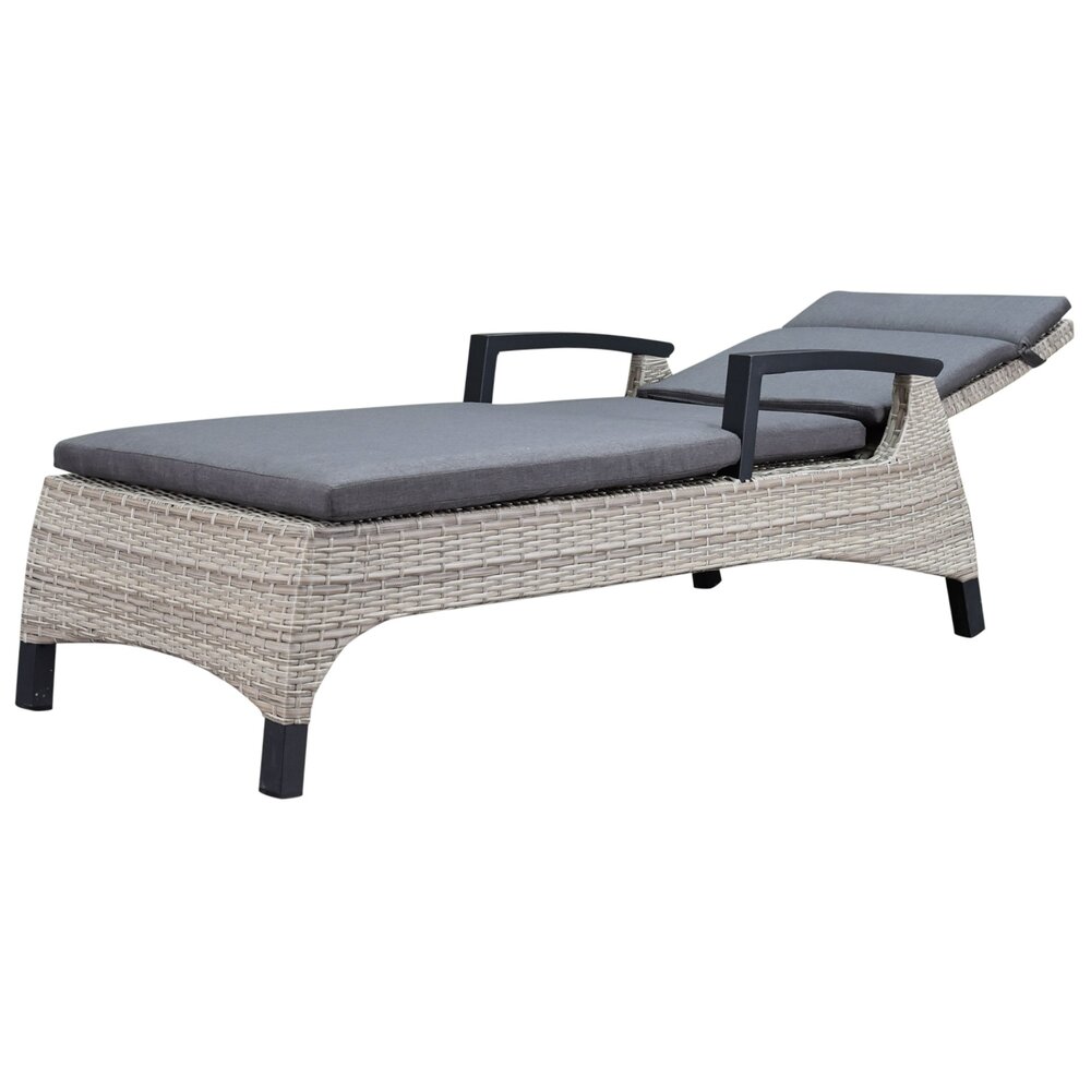 AVH-Collectie Showroommodel 1 x Dallas ligbed 162x70xH101 cm grijs wicker AVH-Collectie Showroommodel 1 x Dallas ligbed 162x70xH101 cm grijs wicker