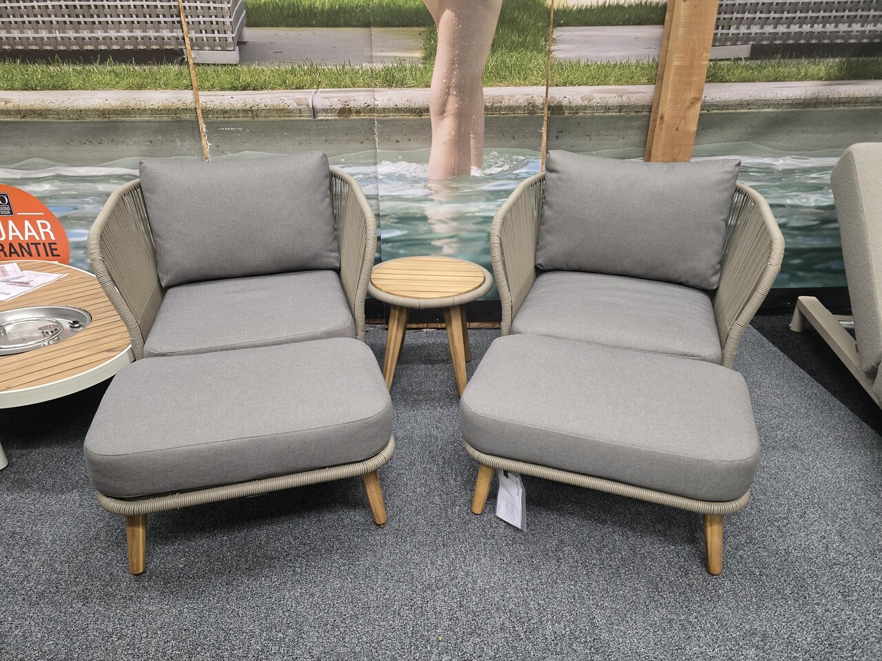 AVH-Collectie Showroommodel Volterra lounge balkonset 5-delig licht bruin wicker AVH-Collectie Showroommodel Volterra lounge balkonset 5-delig licht bruin wicker