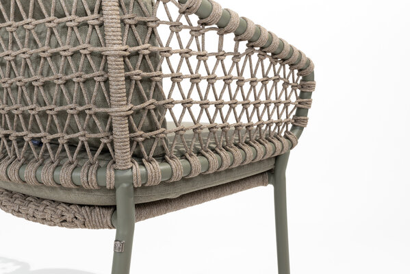 4 Seasons Outdoor Showroommodel 4 x Jura stapelbare dining tuinstoel rope olijf 4 Seasons Outdoor 4 Seasons Outdoor Showroommodel 4 x Jura stapelbare dining tuinstoel rope olijf 4 Seasons Outdoor