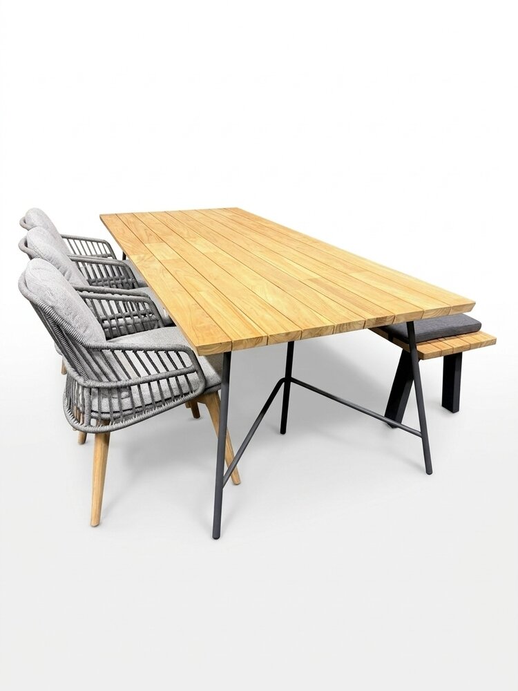 4 Seasons Outdoor Showroommodel Lano Cempre dining tuinset 240x100xH75 cm 5-delig teak 4 Seasons Outdoor Showroommodel Lano Cempre dining tuinset 240x100xH75 cm 5-delig teak