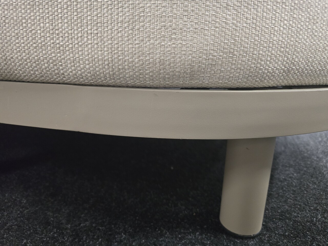 AVH-Collectie Showroommodel Castello organische stoel bank loungeset 5 delig latte zand aluminium AVH-Collectie Showroommodel Castello organische stoel bank loungeset 5 delig latte zand aluminium
