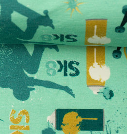 SK8 by lycklig design skater green