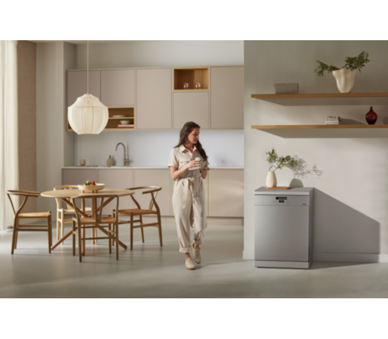 G 5633 SC Front Active E CleanSteel front NU € 100,- CASHBACK