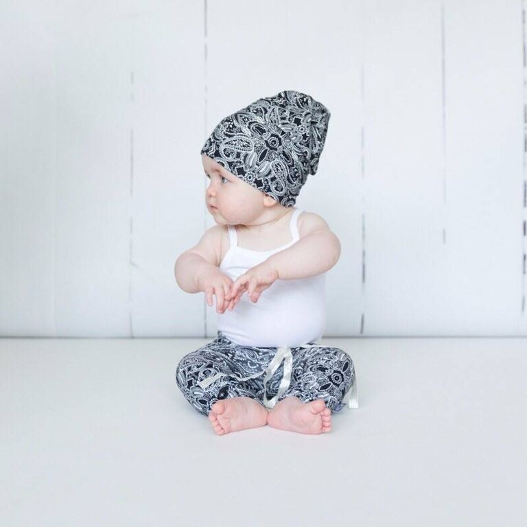 tinymoon Perfect Paisley / newborn beanie / mutsje