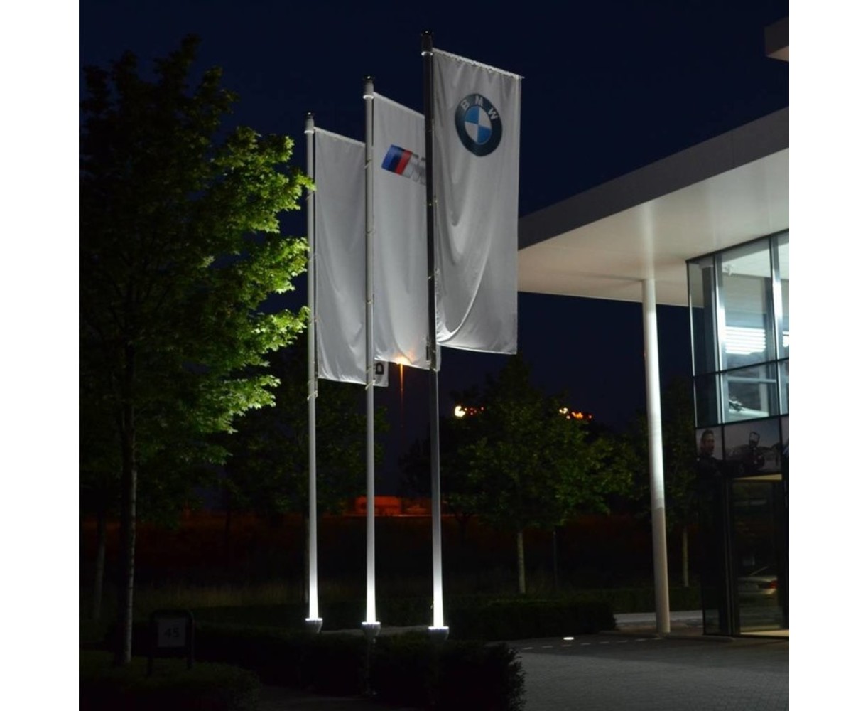 Vlaggenmast 6 meter + verlichting