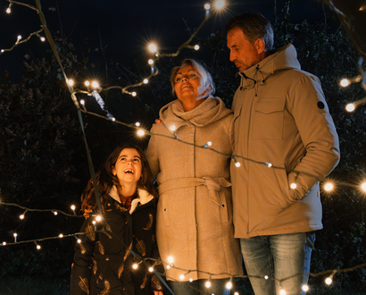 Hoe bevestig je kerstverlichting op een mast?