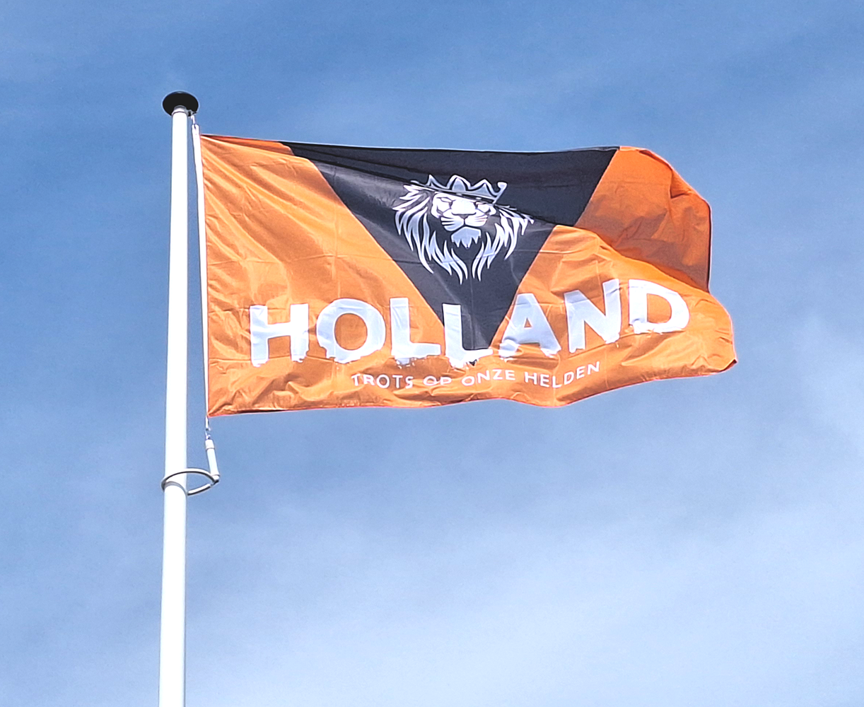 Trots Op Onze Helden EK Vlag