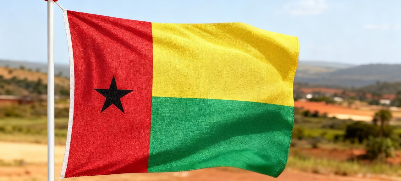 De vlag van Guinee-Bissau