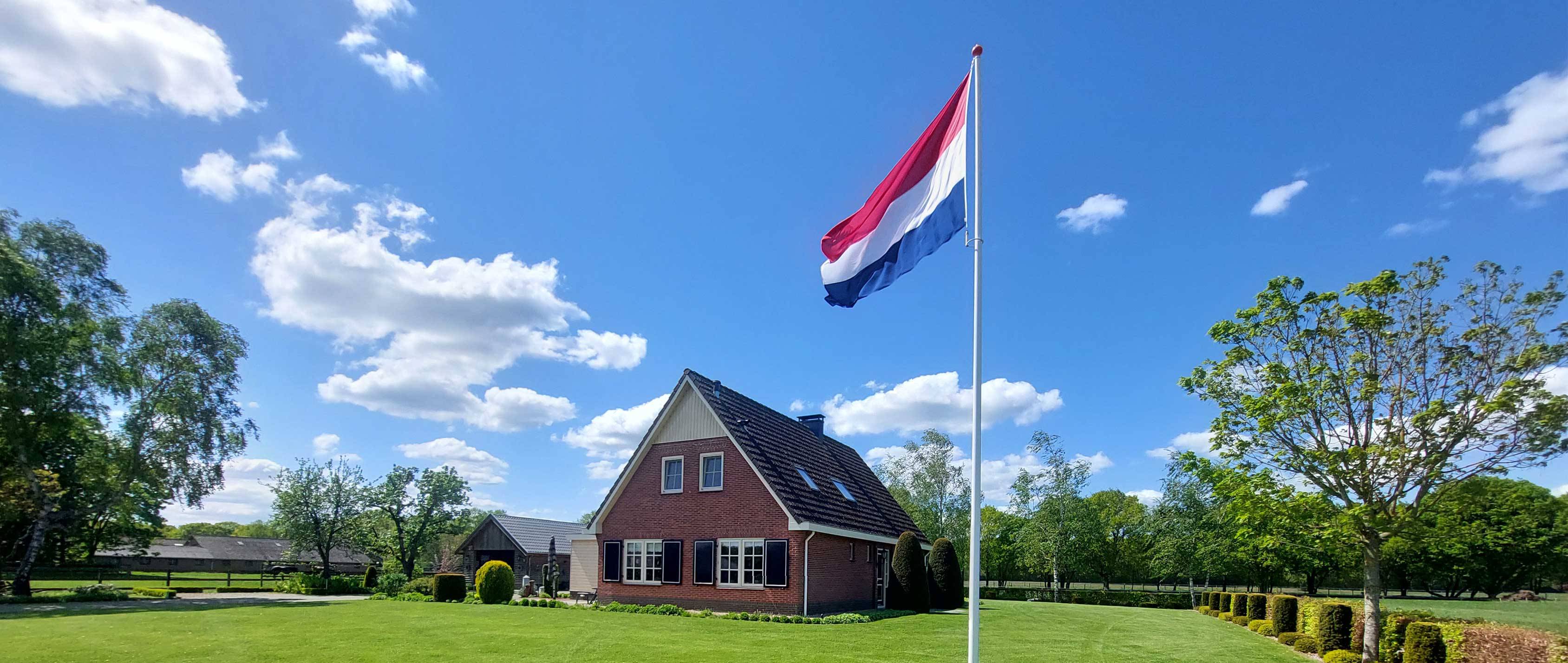 Ook je eigen vlaggenmast in de tuin?