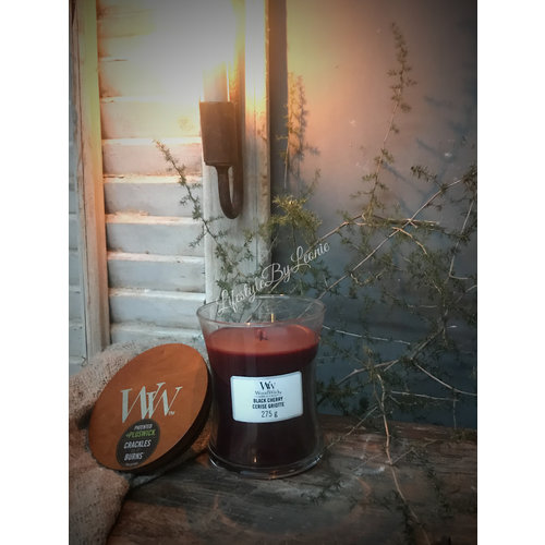 WoodWick Black cherry medium 