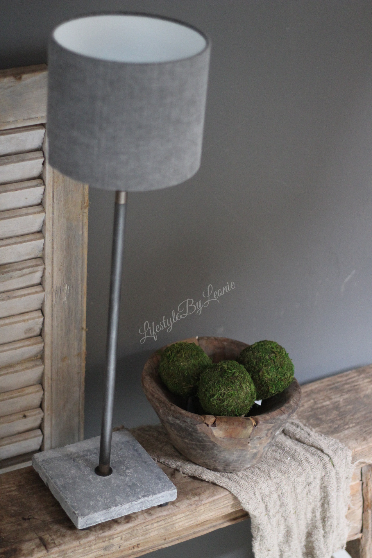 Overname Bezit Dosering Tafellamp met hardstenen voet grijs 55 cm - Lifestyle By Leonie