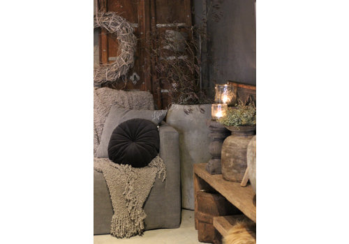 Rond velvet kussen Flower black 40 cm