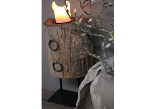 Zwaar houten ornament + ring op voet