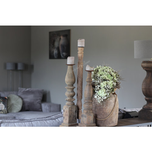 Authentieke baluster poot kandelaar 
