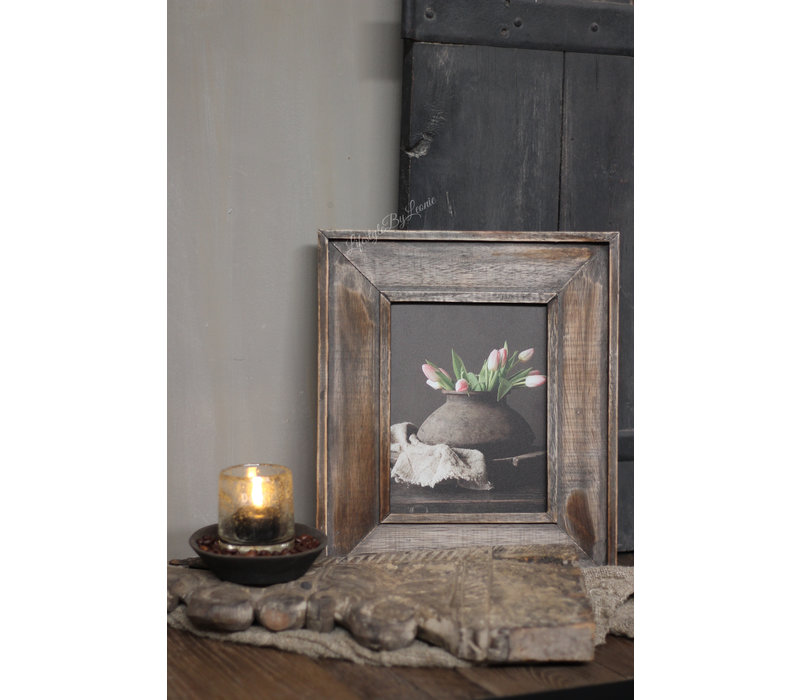 Sober bord Tulpen in kruik met houten lijst 45 x 40 cm