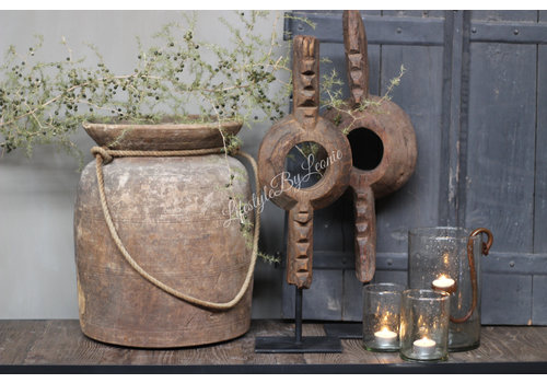 Houten ornament Round op voet 55 cm
