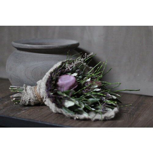 Mini toef in shabby doek namaak paarse tulp 