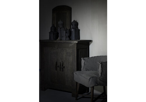 Aura Peeperkorn Aura Peeperkorn Old farm kabinet 100 x 100 x 45 cm