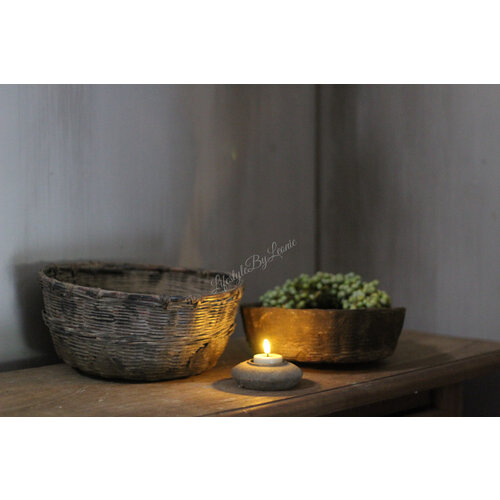 Aura Peeperkorn Bamboo basket 